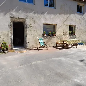  Hébergement de vacances Maisons Du Père Paille France